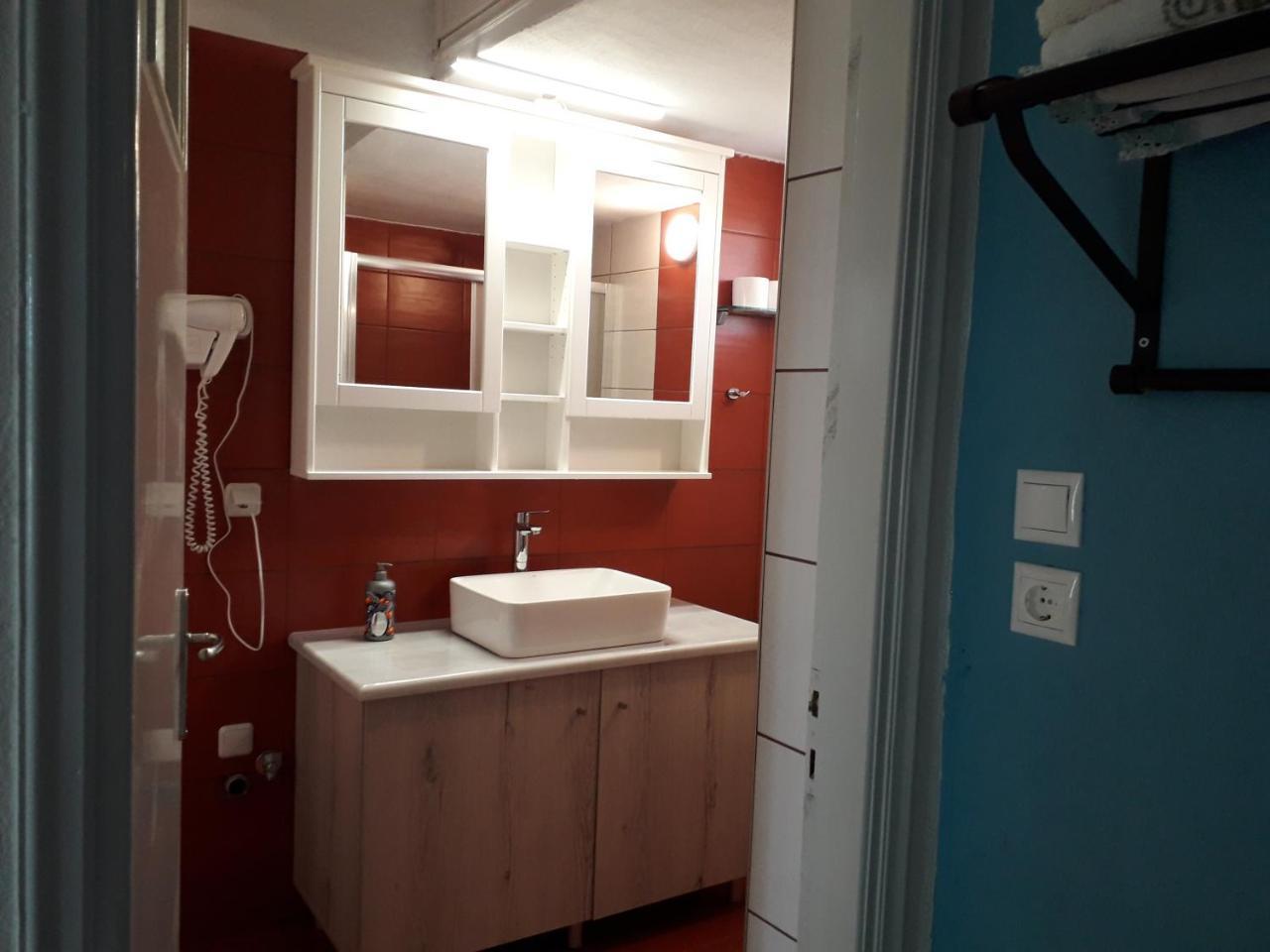 Elea Guesthouse Galaxidi ภายนอก รูปภาพ